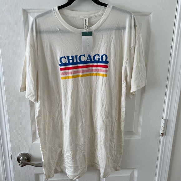 NWT Alice & Wonder Chicago Retro Tshirt - XL - Picture 1 of 2
